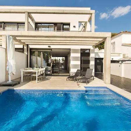 2012 Montseny 152b By Homeselectspain Villa Empuriabrava